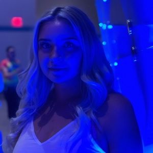 Meet your Posher, Kimberlea